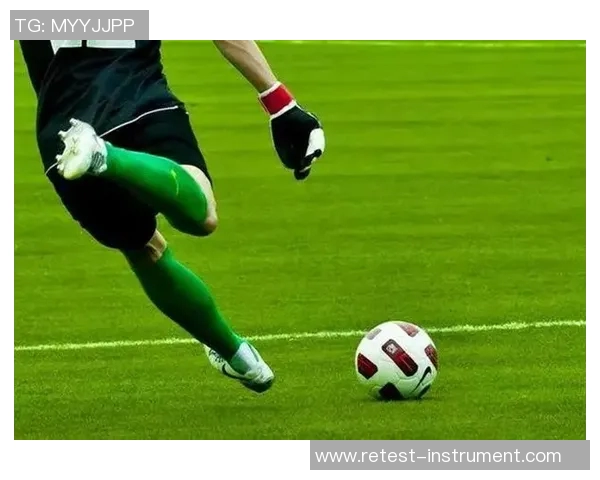 索契与希姆的较量揭示了现代足球战术的演变与球队实力的较大差异 索契与希姆的较量揭示了现代足球战术的演变与球队实力的较大差异