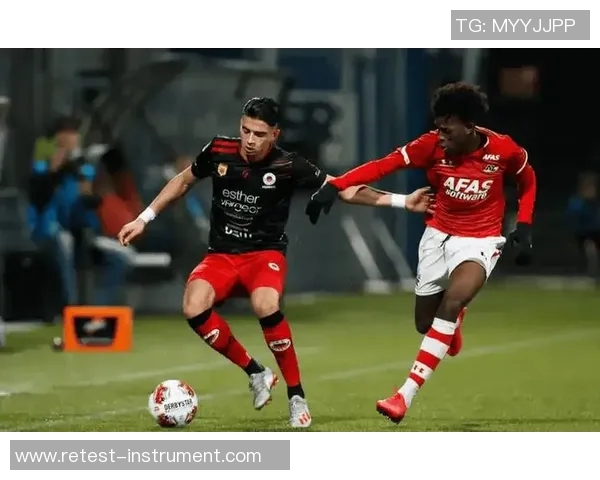 赫拉克勒与SBV精英激战正酣谁能在这场对决中笑到最后 赫拉克勒与SBV精英激战正酣谁能在这场对决中笑到最后