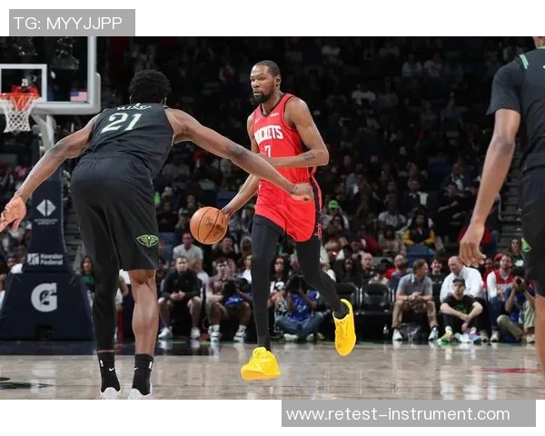 2020年NBA火箭队与鹈鹕队激战回顾精彩瞬间与球员表现分析