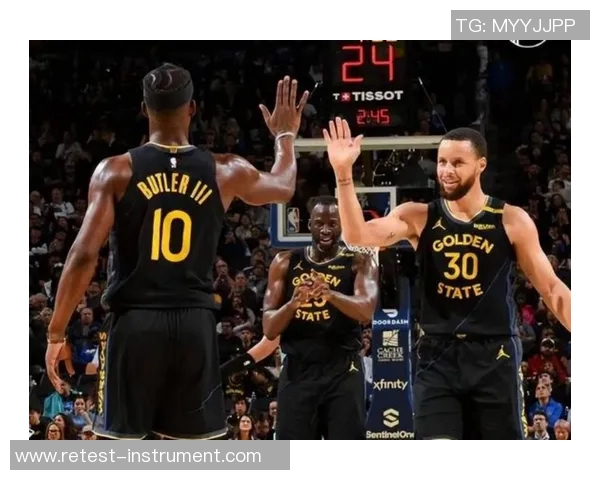 勇士与开拓者对决结果揭晓球迷热议精彩瞬间与赛后分析